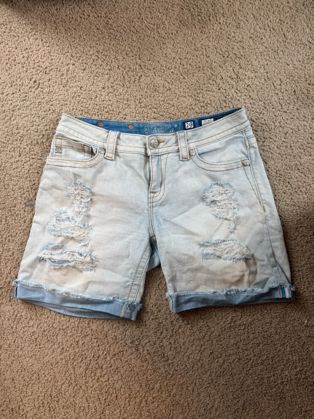 Miss Me Light and Wash Distressed Denim Shorts - Mid rise mid short - Size 29/32